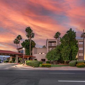Best Western Plus Scottsdale Thunderbird Suites